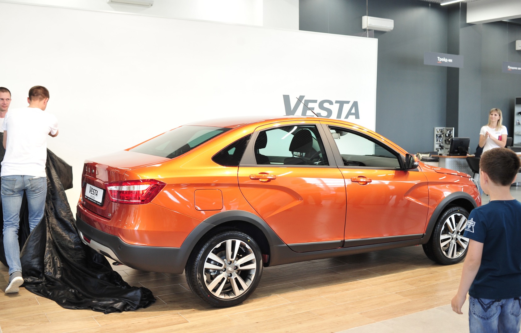 Презентация LADA Vesta Cross