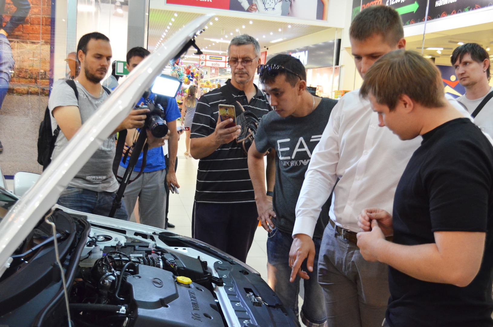8 сентября прошла презентация Новой LADA Granta в ТРК HAPPY МОЛЛ