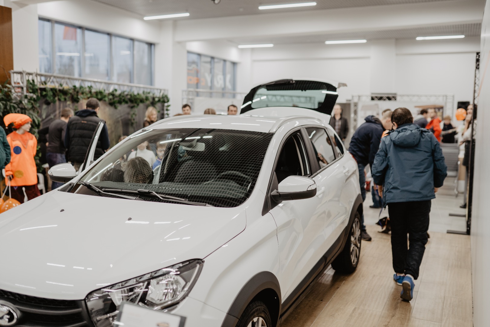 Фотоотчет с презентации LADA XRAY Cross