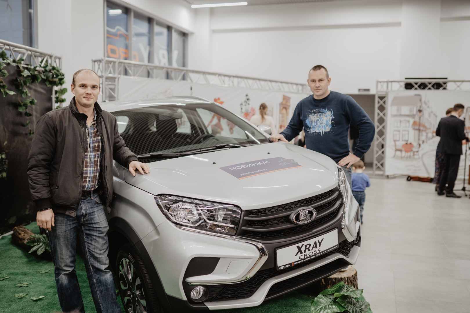 Фотоотчет с презентации LADA XRAY Cross
